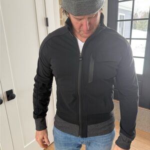 Men's Black Lululemon thin jacket